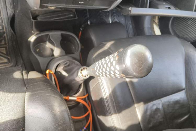 Used Great Wall Coolbear 2009 1.5L Manual Luxury Version Gear Lever