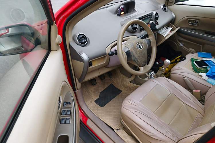 Used Great Wall Florid 2009 1.3 VVT Luxury Model Driver Seat