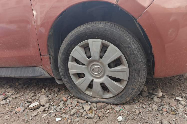 Used Great Wall Florid 2009 1.3 VVT Luxury Model Right Front Wheel Hub
