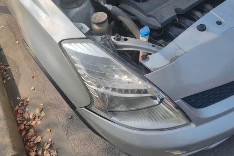 Used Great Wall Florid 2009 CROSS 1.3 VVT Right Front Headlight