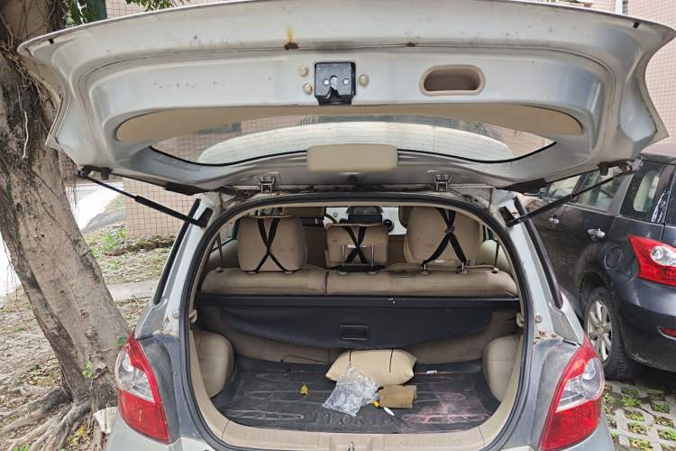 Used Great Wall Florid 2009 1.5 VVT CVT Luxury Edition Trunk