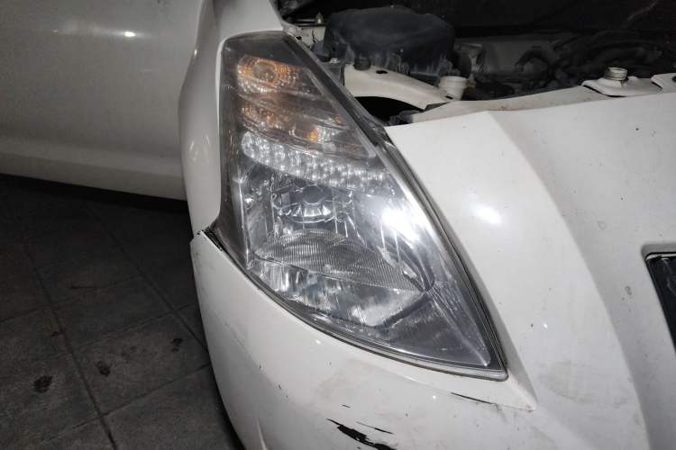 Used Great Wall Florid 2009 1.3 VVT Luxury Model Right Front Headlight
