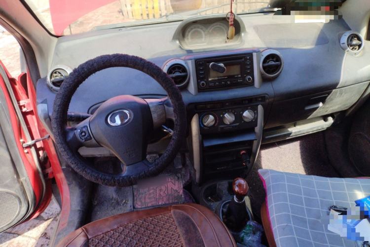Used Great Wall Florid 2011 CROSS 1.5L MT Center Console