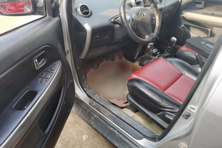 Used Great Wall Florid 2011 CROSS 1.5L MT Driver Seat