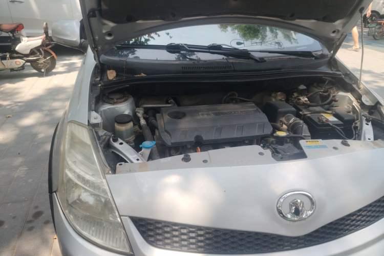 Used Great Wall Florid 2011 CROSS 1.5L MT Engine Bay Right