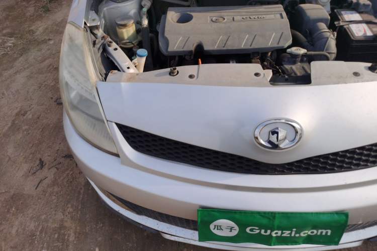Used Great Wall Florid 2011 CROSS 1.5L MT Engine Bay Right