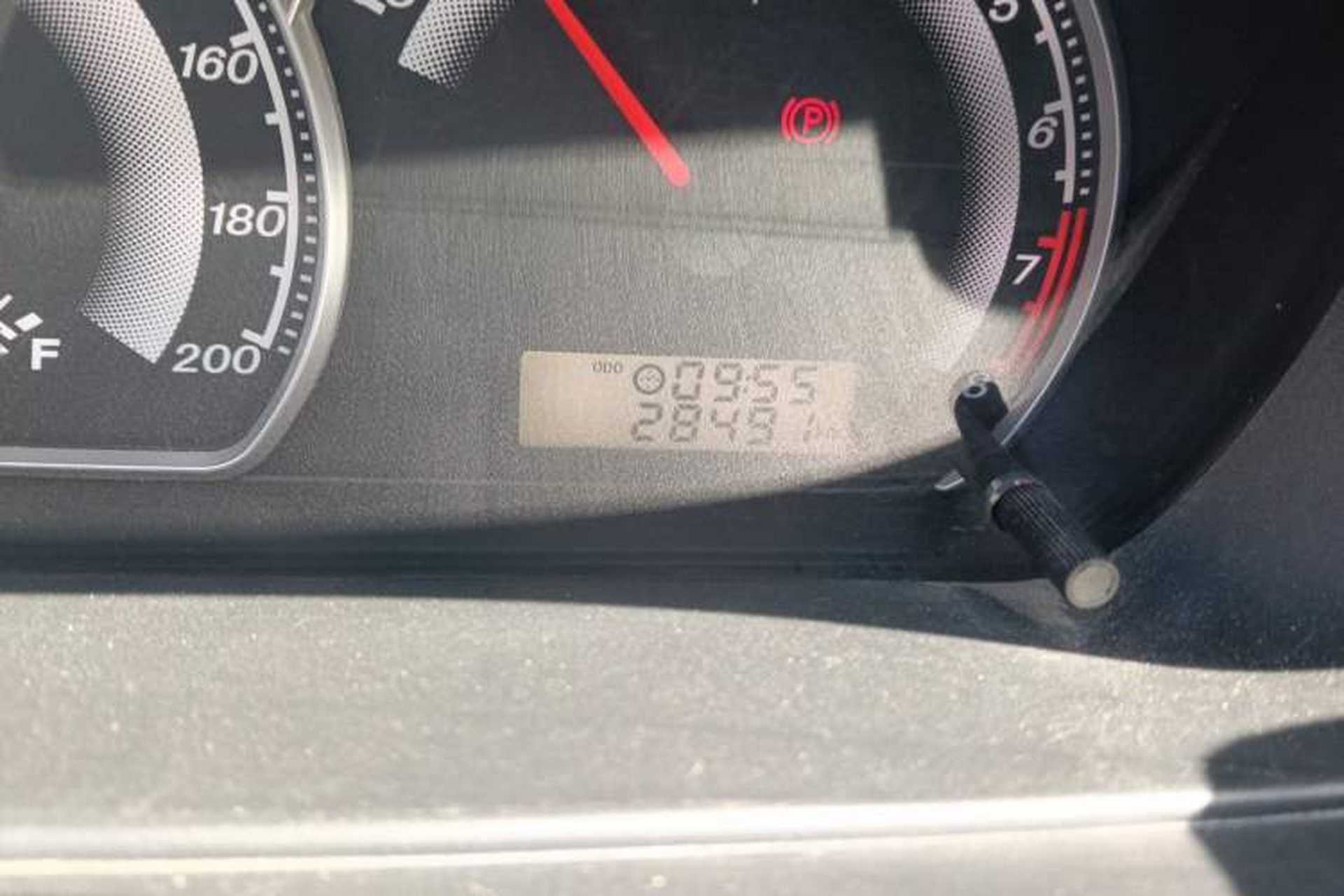 Used Great Wall Florid 2011 CROSS 1.3L MT Odometer Close Up
