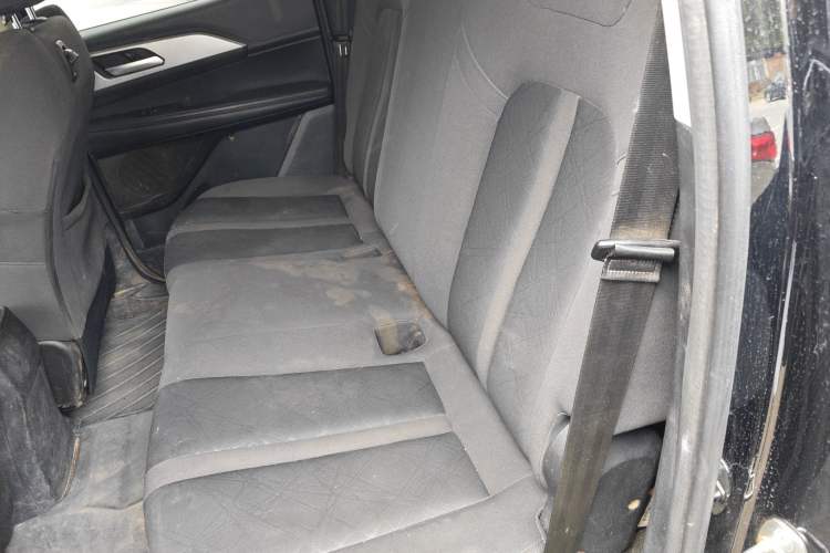 Used Great Wall King Kong Poer 2022 2.0T Manual Diesel 4x4 Entrepreneurial-Grade Long-Box Flatbed GW4D20M Left Rear Seat