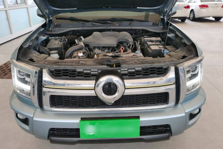 Used Great Wall King Kong Poer 2023 2.0T Automatic Diesel 4x4 Elite Edition Flatbed GW4D20M Engine Bay