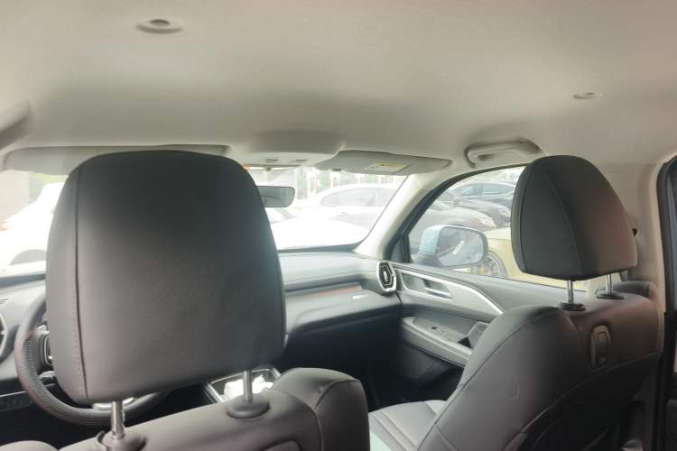 Used Great Wall King Kong Poer 2024 2.0T Automatic 8AT Gasoline Two-Wheel-Drive Navigation Edition Flatbed Headliner
