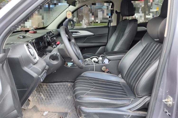 Used Great Wall King Kong Poer 2023 2.0T Automatic Diesel 4x4 Elite Edition Flatbed GW4D20M Left Front Seat