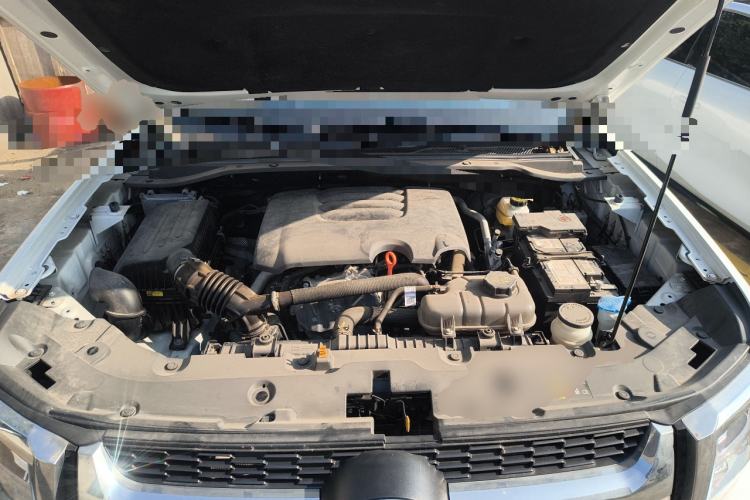 Used Great Wall King Kong Poer 2023 2.0T Automatic Gasoline Two-Wheel-Drive Elite Version Flatbed GW4C20C Engine Bay
