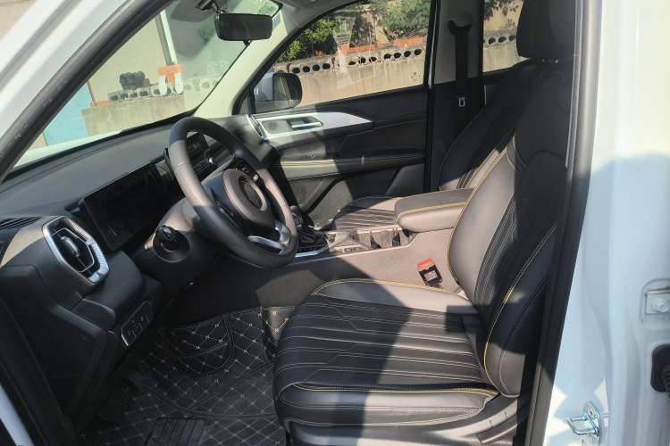 Used Great Wall King Kong Poer 2023 2.0T Automatic Gasoline Two-Wheel-Drive Elite Version Flatbed GW4C20C Left Front Seat