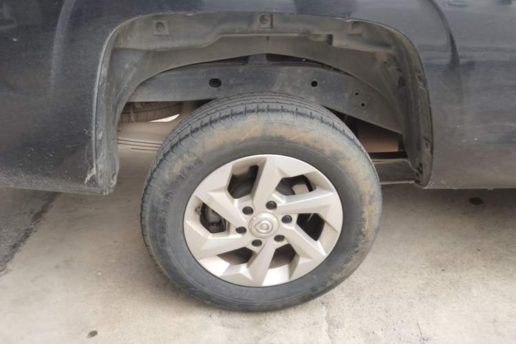 Used Great Wall King Kong Poer 2022 2.0T Manual Gasoline Two-Wheel Drive Elite Version with Long Bed and Flatbed – GW4C20B Exterior 5