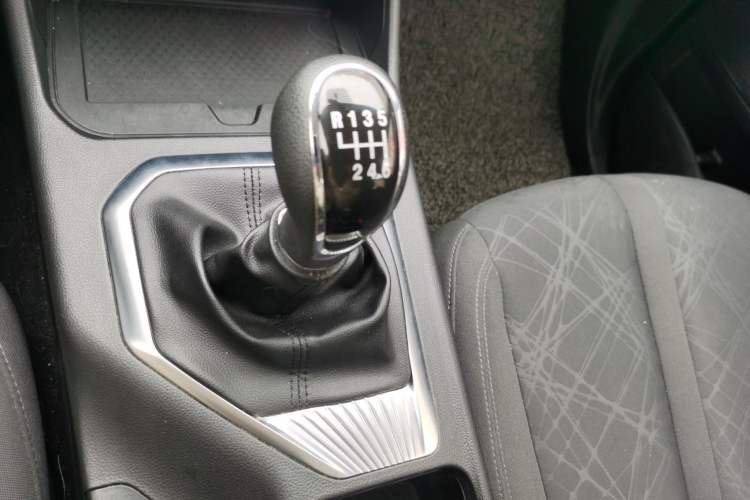 Used Great Wall King Kong Poer 2022 2.0T Manual Diesel Two-Wheel-Drive Entrepreneurial Long-Box Version GW4D20M Gear Lever