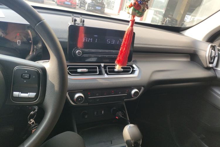 Used Great Wall King Kong Poer 2022 2.0T Manual Gasoline Two-Wheel Drive Entrepreneurial Version Long Box Flatbed GW4C20B Interior 2