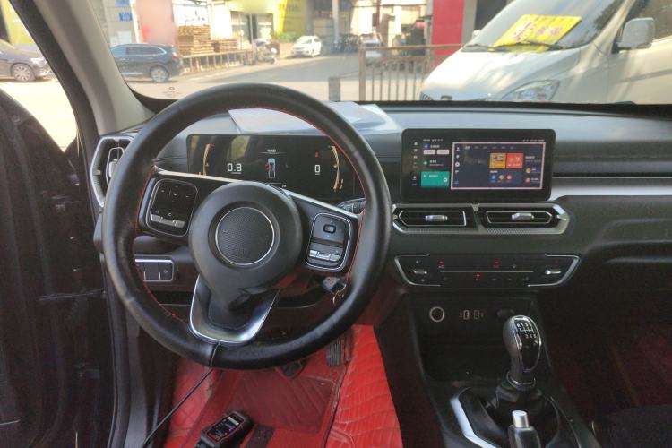 Used Great Wall King Kong Poer 2022 2.0T Manual Diesel 4x4 Elite Long-Box Version GW4D20M Interior 4