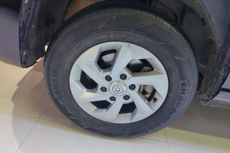 Used Great Wall King Kong Poer 2022 2.0T Manual Diesel Two-Wheel Drive Elite Version with Long Bed GW4D20M Left Front Wheel Hub