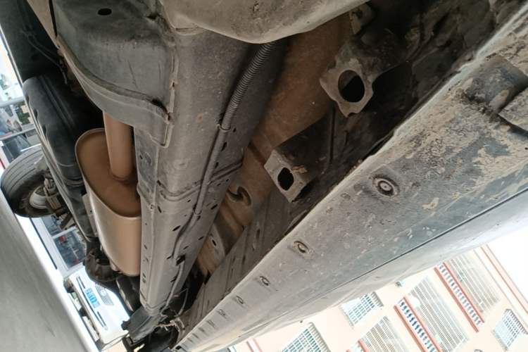 Used Great Wall King Kong Poer 2022 2.0T Manual Diesel 4x4 Elite Long-Box Version GW4D20M Right Side Sill