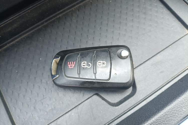 Used Great Wall King Kong Poer 2022 2.0T Manual Diesel 4x4 Elite Long-Box Version GW4D20M Vehicle Key