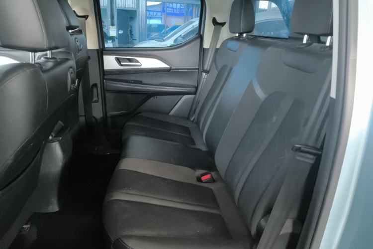 Used Great Wall King Kong Poer 2022 2.0T Manual Diesel Two-Wheel Drive Elite Version Long Bed Flatbed – GW4D20M Left Rear Seat