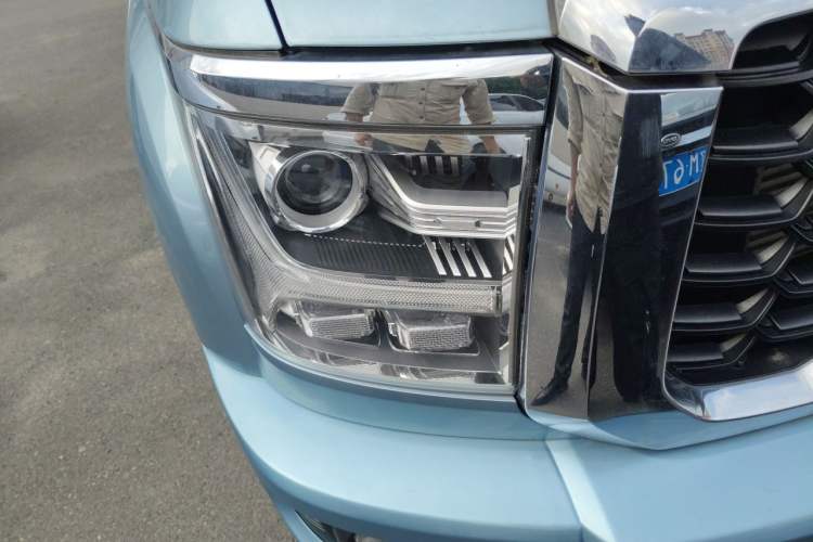 Used Great Wall King Kong Poer 2022 2.0T Manual Diesel 4x4 Elite Long-Box Version GW4D20M Right Front Headlight
