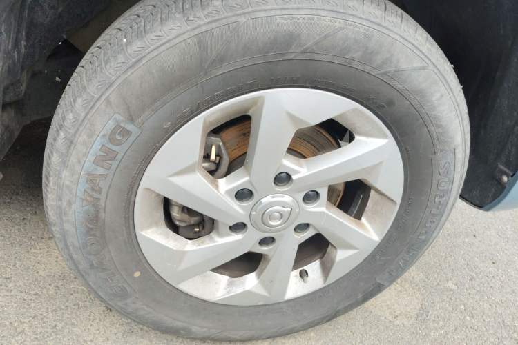 Used Great Wall King Kong Poer 2022 2.0T Manual Diesel 4x4 Elite Long-Box Version GW4D20M Right Front Wheel Hub