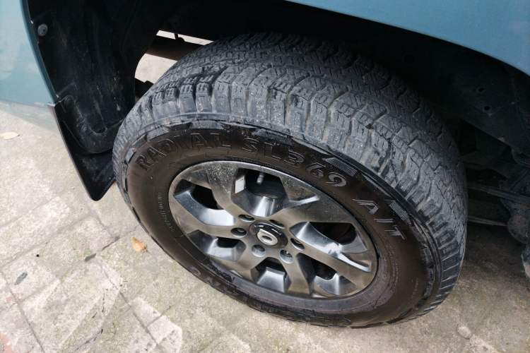 Used Great Wall King Kong Poer 2022 2.0T Manual Diesel Two-Wheel Drive Elite Version with Long Bed GW4D20M Right Rear Wheel Hub