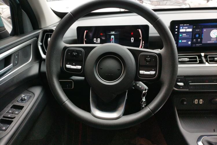 Used Great Wall King Kong Poer 2022 2.0T Manual Diesel Two-Wheel Drive Elite Version with Long Bed GW4D20M Steering Wheel