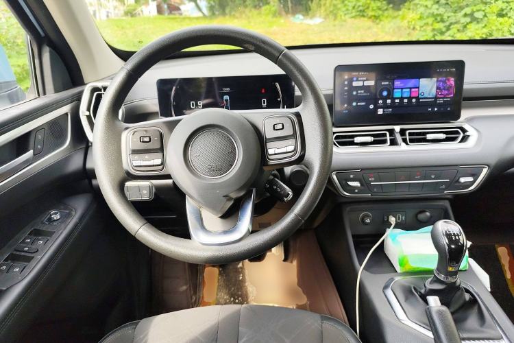 Used Great Wall King Kong Poer 2022 2.0T Manual Diesel Two-Wheel Drive Elite Version Long Bed Flatbed – GW4D20M Steering Wheel