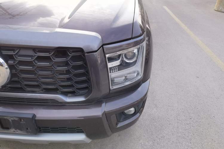 Used Great Wall King Kong Poer 2022 2.0T Manual Diesel Two-Wheel Drive Entrepreneurial Version Long Box Flat Bed – GW4D20M Left Front Headlight