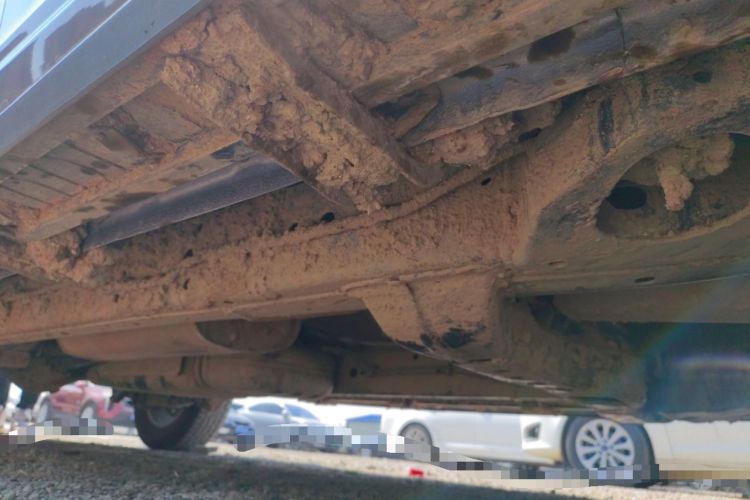 Used Great Wall King Kong Poer 2022 2.0T Manual Diesel 4x4 Elite Long-Box Version GW4D20M Chassis Front Right