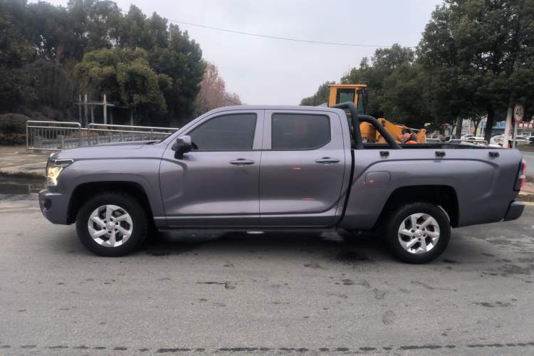 Used Great Wall King Kong Poer 2022 2.0T Manual Diesel Two-Wheel Drive Elite Version with Long Bed GW4D20M Exterior 3