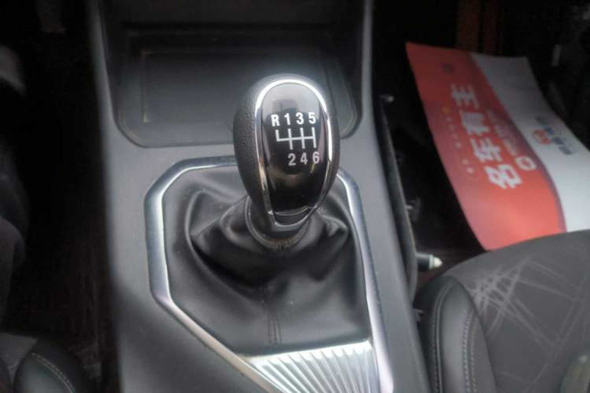 Used Great Wall King Kong Poer 2022 2.0T Manual Diesel Two-Wheel Drive Elite Version with Long Bed GW4D20M Gear Lever