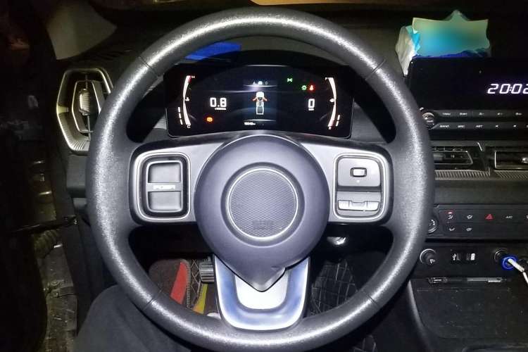 Used Great Wall King Kong Poer 2022 2.0T Manual Diesel Two-Wheel Drive Elite Version with Long Bed GW4D20M Steering Wheel