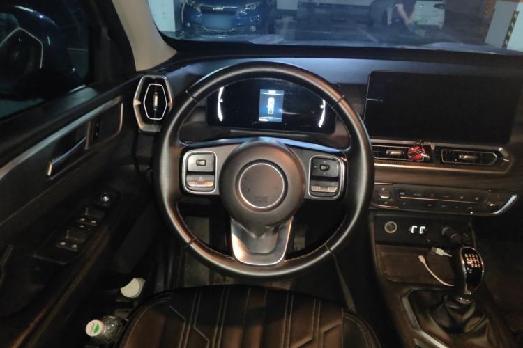 Used Great Wall King Kong Poer 2022 2.0T Manual Diesel 4x4 Navigation Version Long Bed GW4D20M Steering Wheel