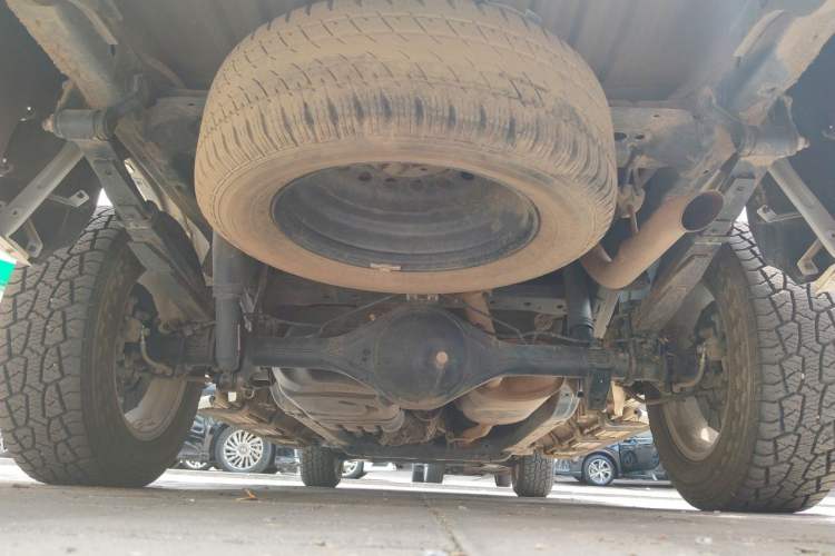 Used Great Wall King Kong Poer 2022 2.0T Manual Gasoline 4x4 Elite Version with Long & Flat Bed GW4C20B Chassis Rear