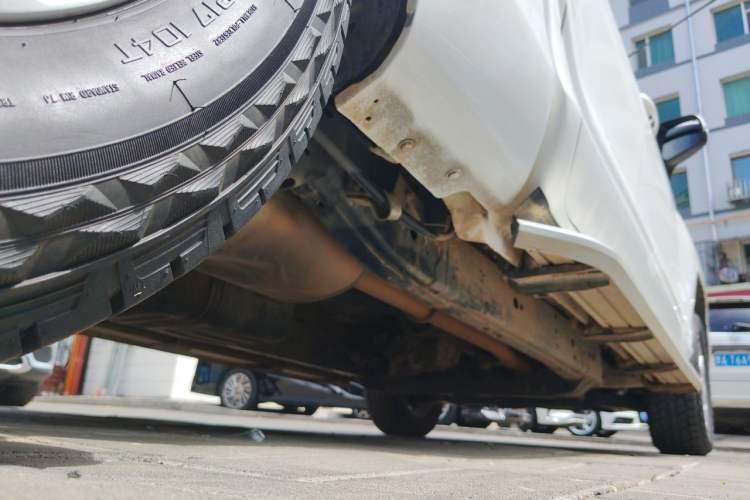 Used Great Wall King Kong Poer 2022 2.0T Manual Gasoline 4x4 Elite Version with Long & Flat Bed GW4C20B Chassis Rear Right