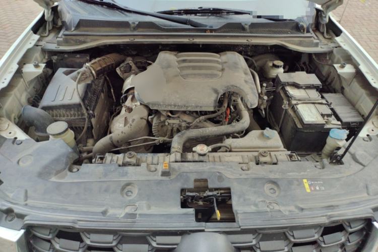 Used Great Wall King Kong Poer 2022 2.0T Manual Diesel 4x4 Elite Long-Box Flatbed GW4D20M Engine Bay