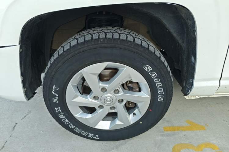 Used Great Wall King Kong Poer 2022 2.0T Manual Diesel Two-Wheel Drive Elite Version with Long Bed GW4D20M Exterior 2