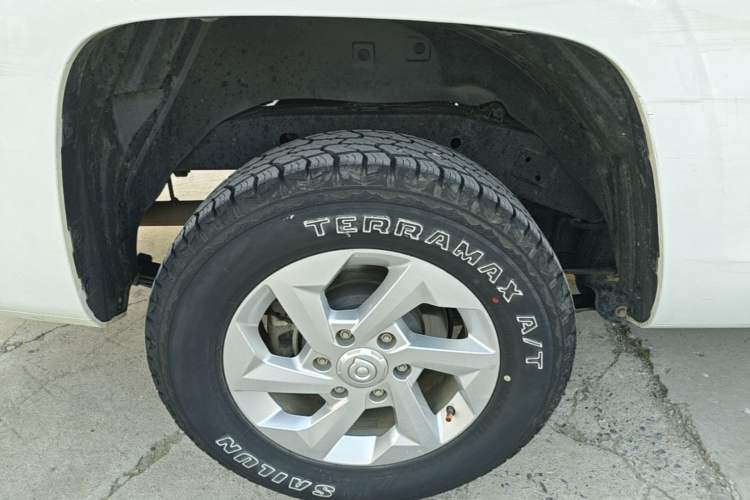 Used Great Wall King Kong Poer 2022 2.0T Manual Diesel Two-Wheel Drive Elite Version with Long Bed GW4D20M Exterior 3