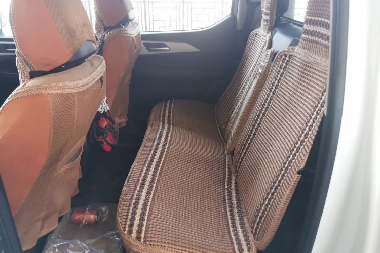 Used Great Wall King Kong Poer 2022 2.0T Manual Diesel 4x4 Elite Long-Box Version GW4D20M Left Rear Seat