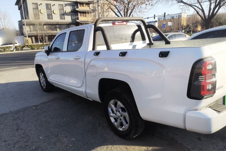 Used Great Wall King Kong Poer 2022 2.0T Manual Diesel Two-Wheel Drive Elite Version with Long Bed GW4D20M Left Side