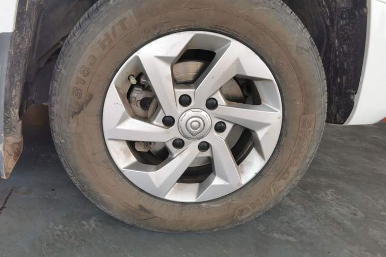 Used Great Wall King Kong Poer 2022 2.0T Manual Diesel 4x4 Elite Long-Box Version GW4D20M Right Front Wheel Hub