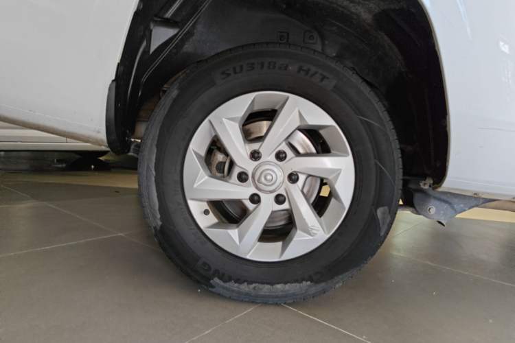 Used Great Wall King Kong Poer 2022 2.0T Manual Gasoline Two-Wheel-Drive Elite Version with Long Bed – GW4C20B Right Rear Wheel Hub