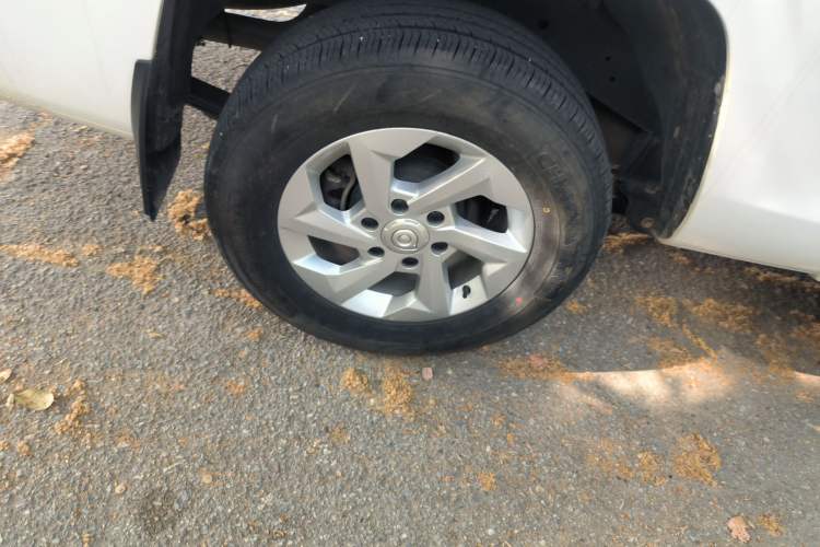 Used Great Wall King Kong Poer 2022 2.0T Manual Gasoline Two-Wheel-Drive Elite Version with Long Bed – GW4C20B Right Rear Wheel Hub