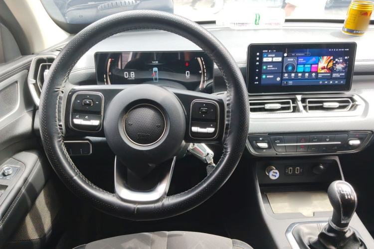 Used Great Wall King Kong Poer 2022 2.0T Manual Gasoline 4x4 Elite Version with Long & Flat Bed GW4C20B Steering Wheel