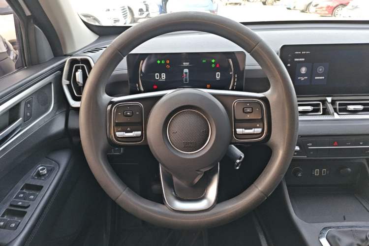 Used Great Wall King Kong Poer 2022 2.0T Manual Diesel Two-Wheel Drive Elite Version with Long Bed GW4D20M Steering Wheel