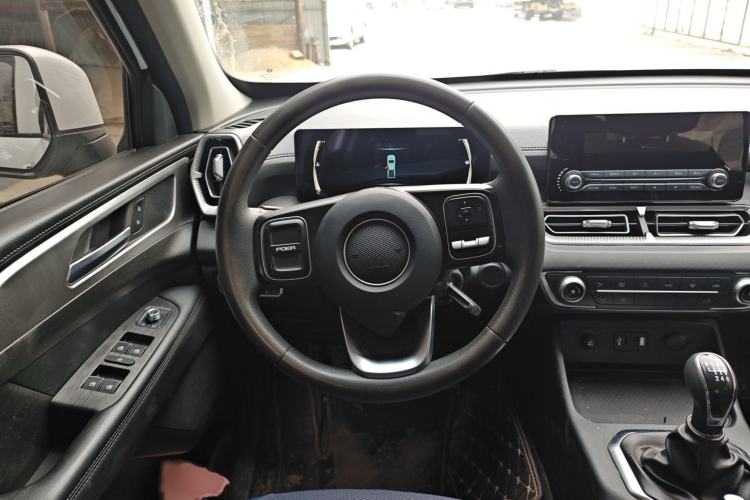Used Great Wall King Kong Poer 2022 2.0T Manual Diesel Two-Wheel-Drive Entrepreneurial Long-Box Version GW4D20M Steering Wheel