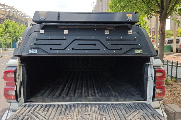 Used Great Wall King Kong Poer 2022 2.0T Manual Diesel 4x4 Navigation Version Long Bed GW4D20M Trunk